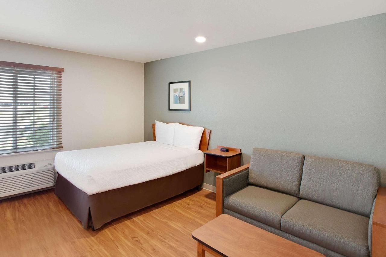 Woodspring 2* College Station