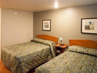 Woodspring Suites College Station 2*